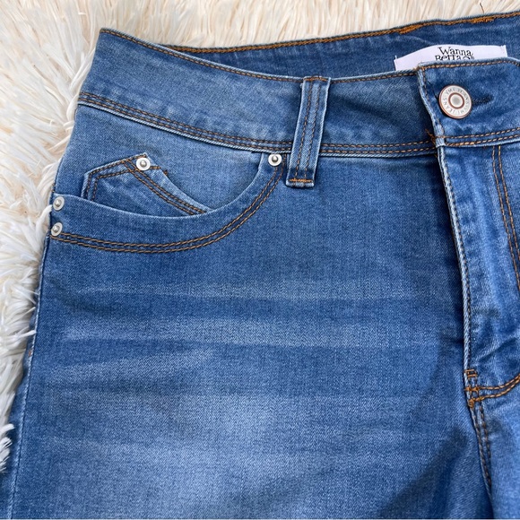 YMI Wanna Betta Butt mid rise shorts size 11 - Picture 7 of 11